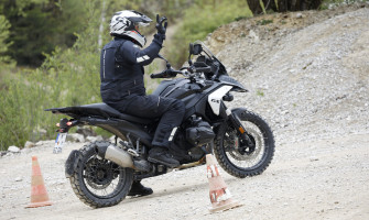 Szenzációs újítás a BMW Motorradtól: A zökkenőmentes gyorsulás záloga