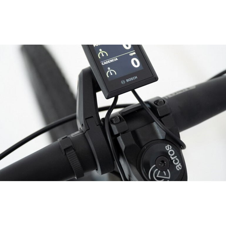 MRT Plus Carbon 750 e-bike