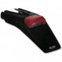 Sárvédő toldat lámpával