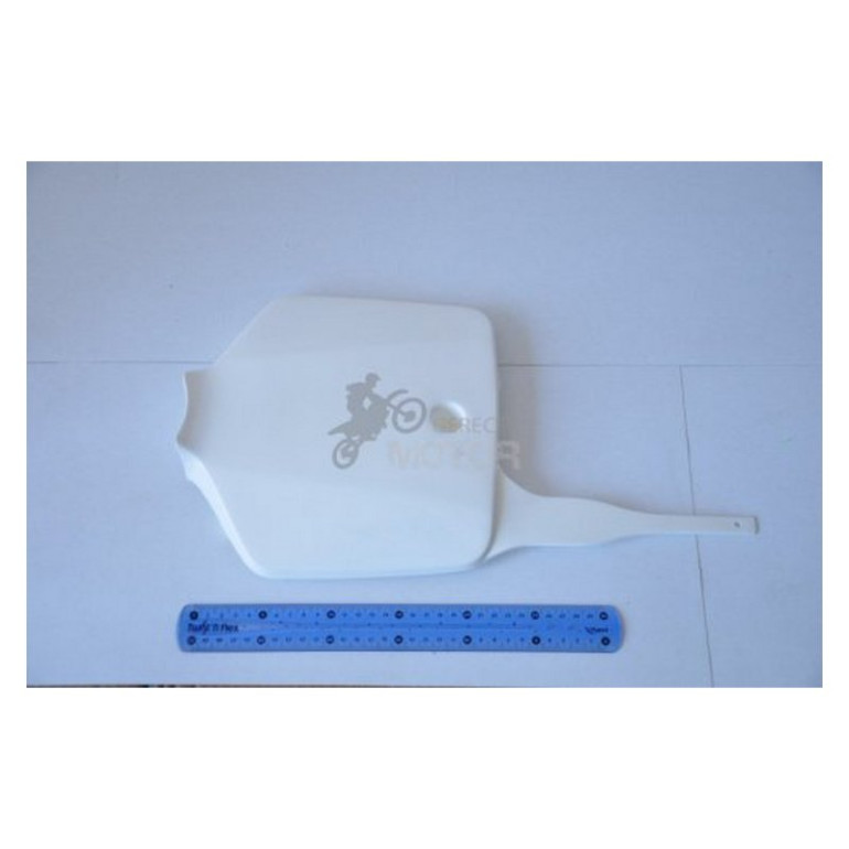 Első rajtszámtábla UFO