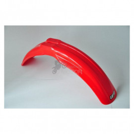 Első sárvédő UFO