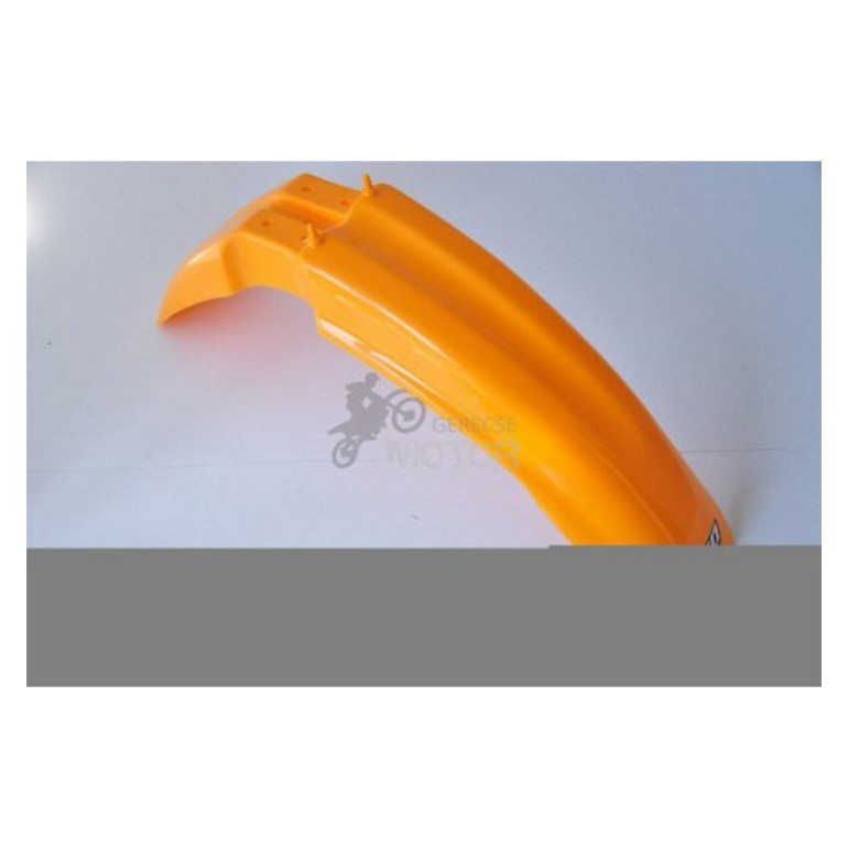 Első sárvédő UFO