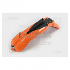 Első sárvédő UFO