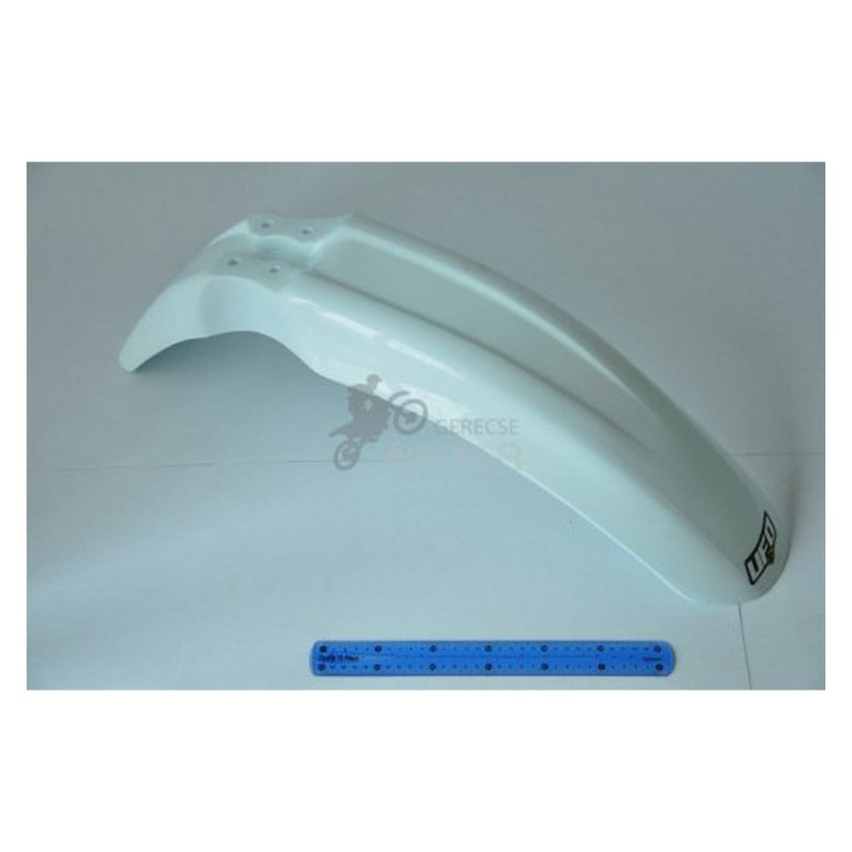 Első sárvédő UFO