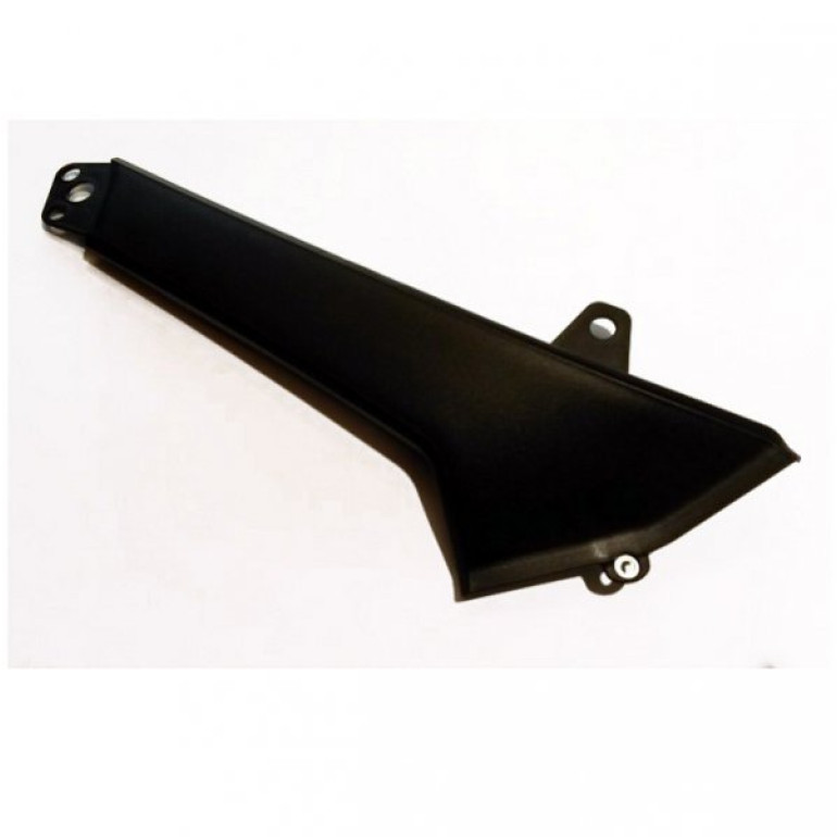 Burkolat nyúlvány jobb EC RACING 2013