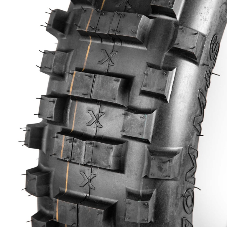 Gumi abroncs 18 X-GRIP JACK the GRIPPER SOFT 140/80-18