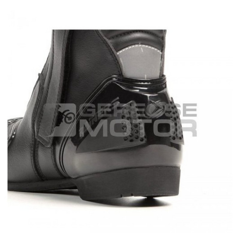 Csizma Utcai RACING 680 RAINERS