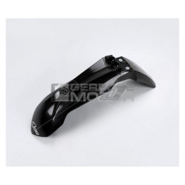 Első sárvédő UFO