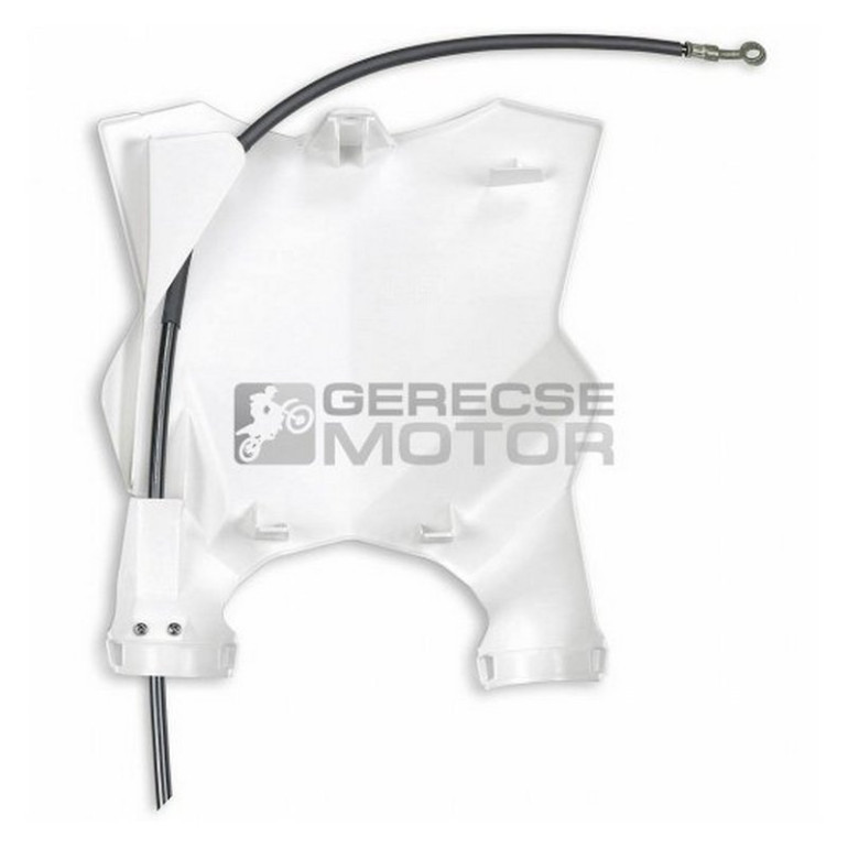 Első rajtszámtábla UFO