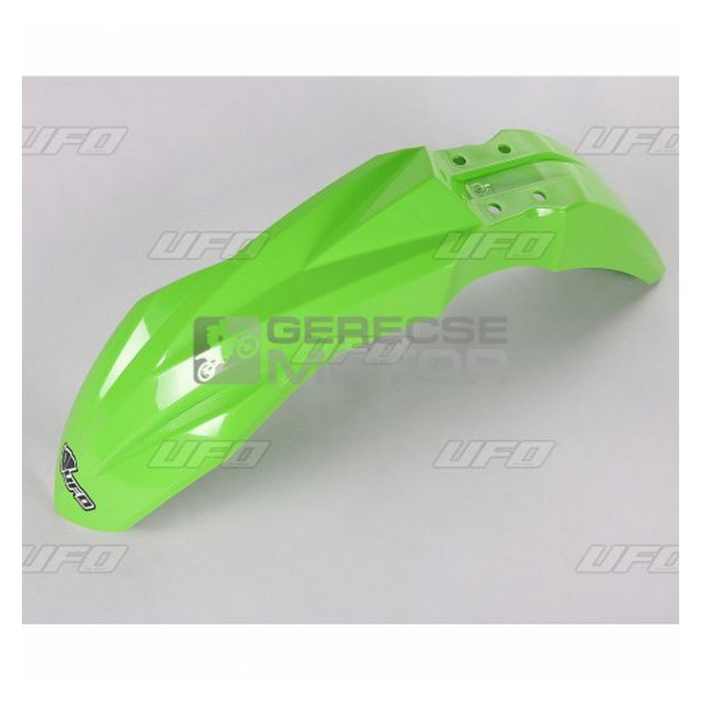 Első sárvédő UFO