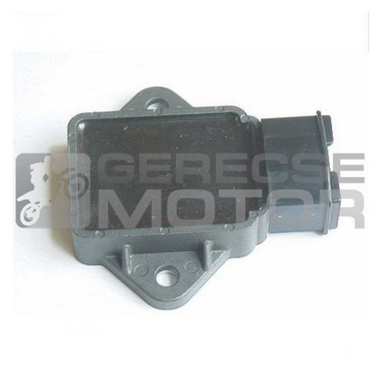 Feszültség szabályzó TOURMAX