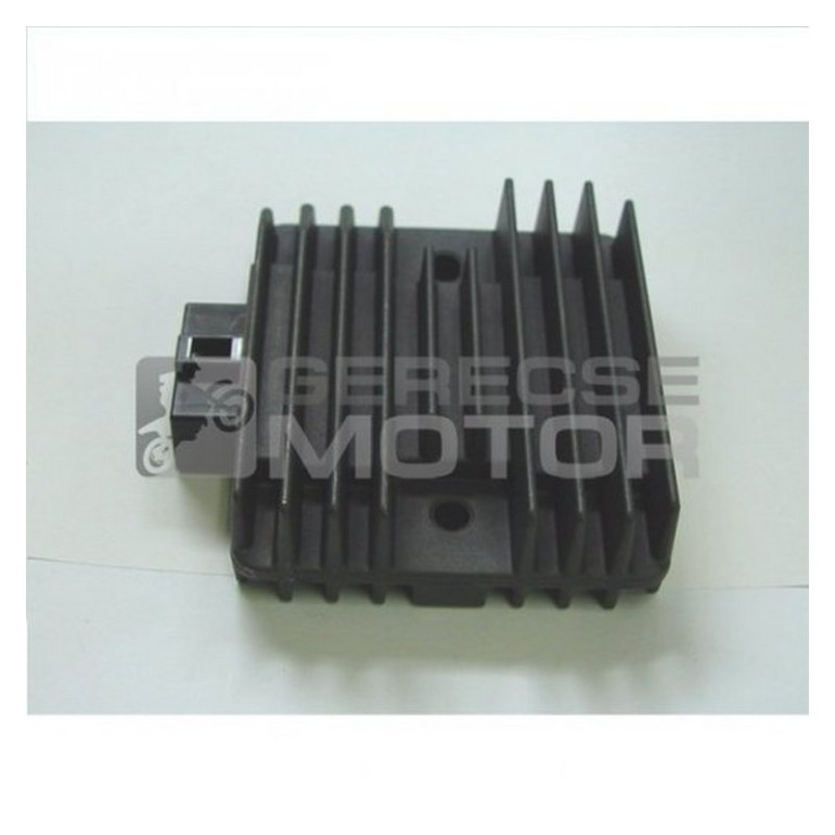 Feszültség szabályzó TOURMAX