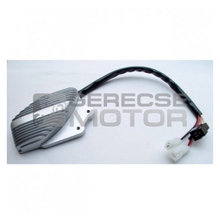 Feszültség szabályzó TOURMAX