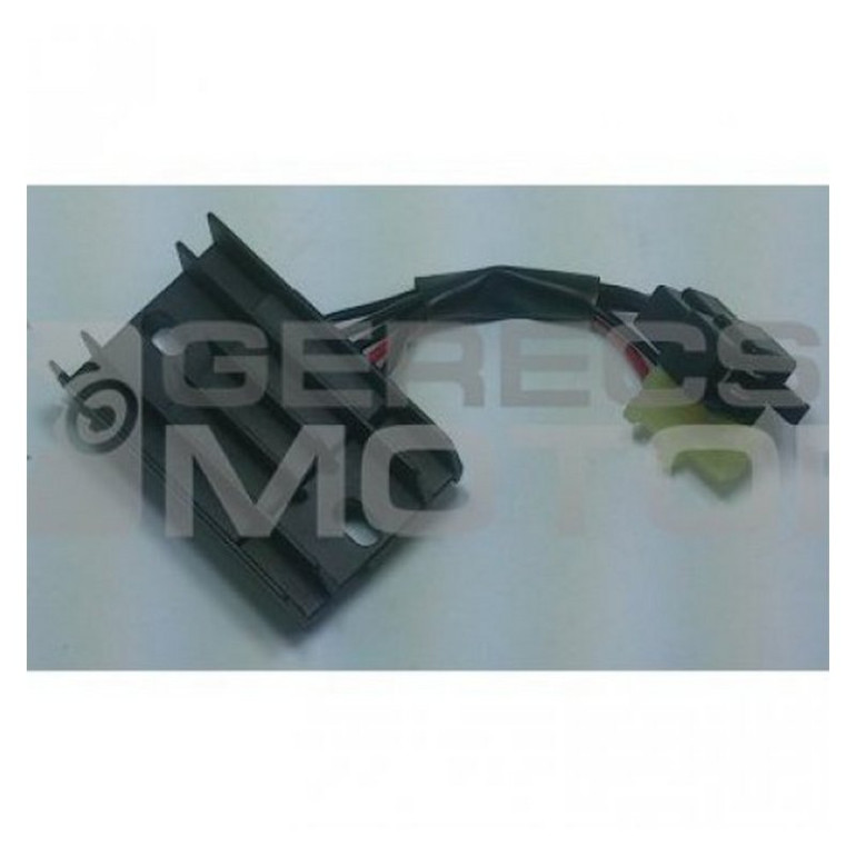 Feszültség szabályzó TOURMAX