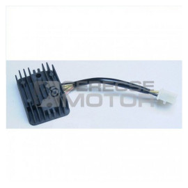 Feszültség szabályzó TOURMAX