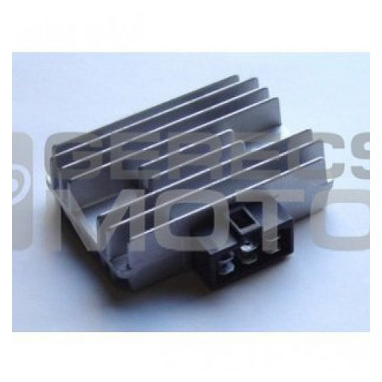 Feszültség szabályzó TOURMAX